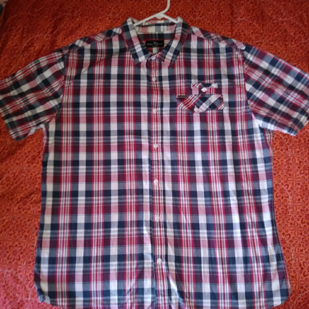 MARC ECKO BUTTON DOWN SHIRT